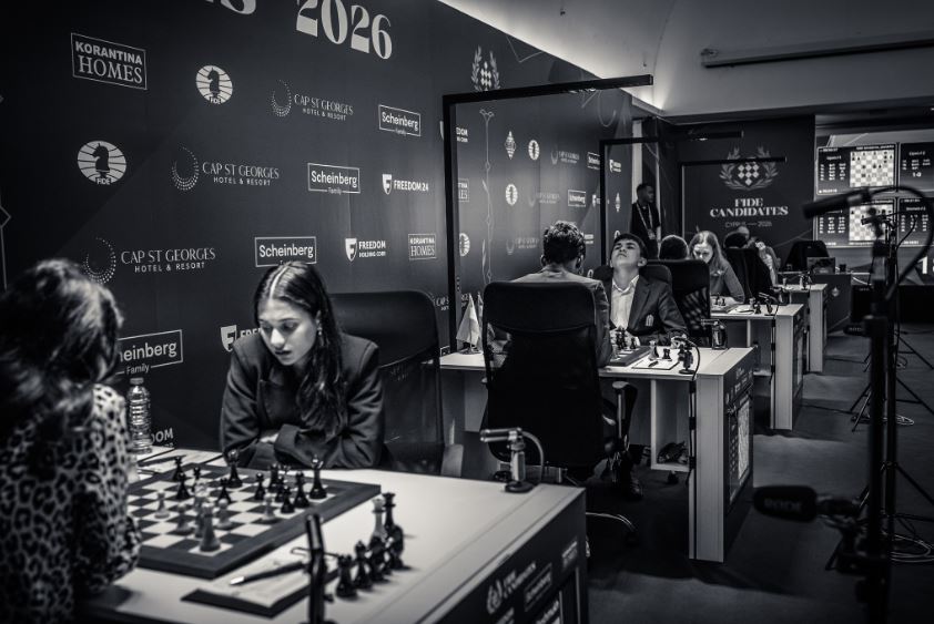 Жавохир Синдаров громит соперников на турнире претендентов на Кипре