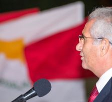 Генсек AKEL назвал потери Кипра от антироссийских санкций 
