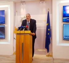 Генпрокурор Кипра: угрозы и оскорбления в Интернете должны считаться преступлением