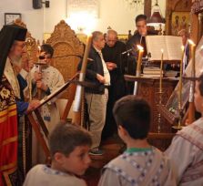 Хризостомос II предлагает открыть церкви для прихожан по будням 