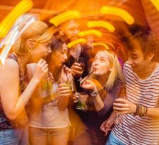 Подросткам на Кипре без проблем продают алкоголь 