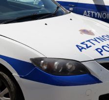 Полиция Пафоса вернула матери двух потерявшихся детей 