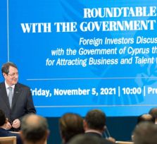 Президент Кипра пообещал процветание каждому инвестору 