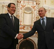 Анастасиадис пригласил Путина на Кипр