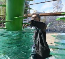 Перед муниципалитетом Никосии встанет 6-метровый стеклянный «Поэт» 