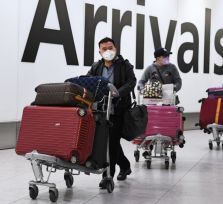 В аэропортах Ларнаки и Пафоса введен досмотр для прибывающих из Китая