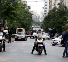 В машине экс-премьера Греции взорвалась бомба в конверте