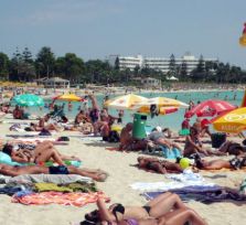 За лето на Кипре отдохнуло больше полутора миллиона туристов
