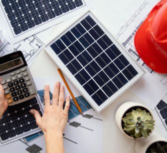 Кипр — одна из самых солнечных стран ЕС. Почему электроэнергия в стране стоит так дорого? 