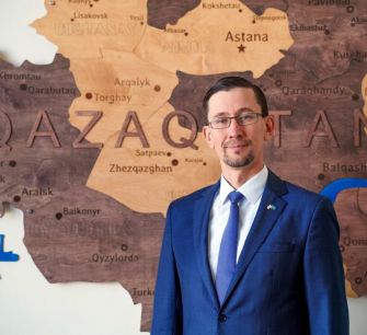 Николай ЖУМАКАНОВ: «Казахстан — большой, а Кипр — маленький. Но у них много общего»