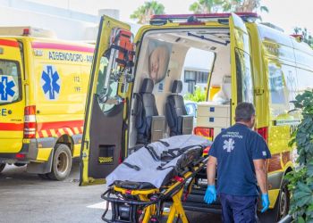 ЧП на стройке в Ларнаке: рабочий из Румынии ударил ножом начальника из Израиля 