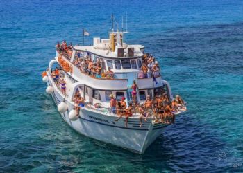 Доходы Республики Кипр от туризма достигли в 2023 году 2,99 млрд евро. Это рекорд 