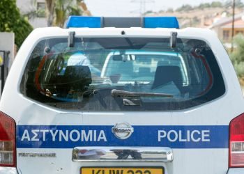 Из дома пенсионера в столице Кипра пропали 130 тысяч евро