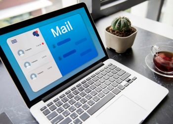 На Кипре готовят новый закон: о нарушениях ПДД будут сообщать с помощью смс-ок и электронных писем