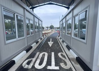 На КПП Агиос Дометиос теперь три полосы движения, семь пунктов паспортного контроля и пешеходная дорожка