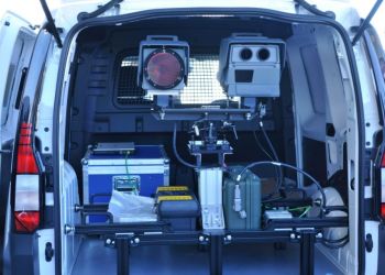 Ночное ЧП на Кипре: трое неизвестных напали на оператора мобильной камеры слежения за нарушителями ПДД 