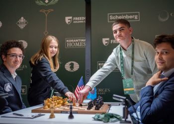 Новому чемпиону Кипра по шахматам 18 лет, а чемпионке — 12 