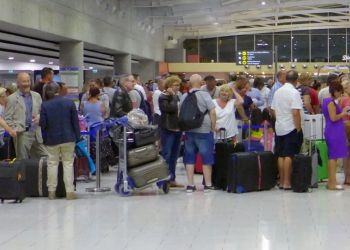 Понедельник, среда и суббота. Летом это самые загруженные дни недели в аэропортах Кипра 