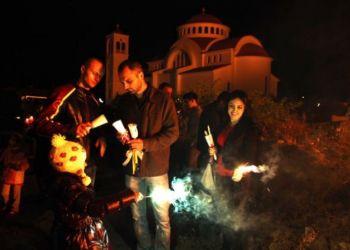 Вечером 4 мая на Кипр прибыл Благодатный огонь из Иерусалима