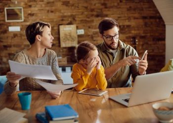 Власти Кипра готовы давать и продлевать ВНЖ гражданам Беларуси с просроченными паспортами 
