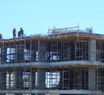 Два похожих ЧП на Кипре за 24 часа: погиб 43-летний отец пяти детей, 21-летний парень в критическом состоянии