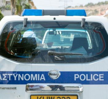 Из дома пенсионера в столице Кипра пропали 130 тысяч евро