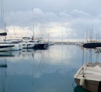 На Кипре — новая волна пыли. Когда ждать «грязных» дождей с грозами и понижения температуры воздуха?