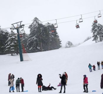 На Кипре стартовал лыжный сезон-2026. Какие спуски открыты? Когда работают подъемники? Сколько стоит прокат лыж? 