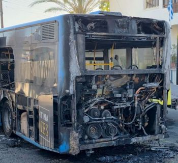 Новый пожар в автобусе в Пафосе. В минтранспорта Кипра пройдет срочное совещание