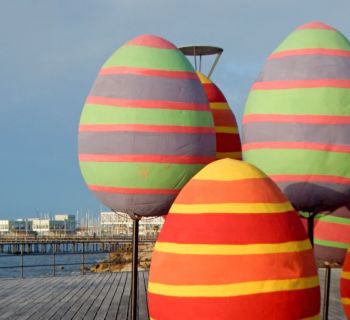 Пасха на Кипре-2026: как будут работать банки, супермаркеты, магазины, торговые центры и аптеки