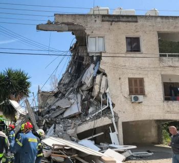 Поисковые работы на месте обрушения части многоквартирного дома в Лимассоле завершены. Погибли два человека 