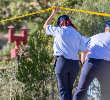 Полицейскую униформу и служебные автомобили снабдят портативными видеокамерами. Как их будут использовать на Кипре?