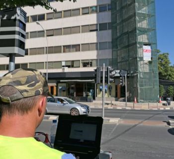 С 6 марта на Кипре действуют 3 вида штрафов за езду на «красный». Куда обращаться в случае несогласия с выписанным штрафом?