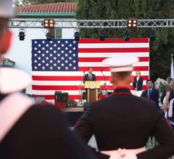 США помогут Кипру в модернизации двух военных баз. Чтобы использовать их для эвакуации людей из горячих точек