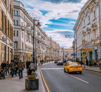 Суд отказал двум кипрским полицейским в выплате 460 860 евро компенсации за досрочное прекращение работы в Москве 