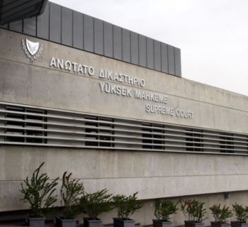 Священник, задержанный в аэропорту Ларнаки с 3 кг марихуаны, сменил фамилию и стал адвокатом 