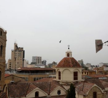 Ветер принес на Кипр пыль из пустыни Ливии. Уровень пылевого загрязнения достиг «красного» уровня