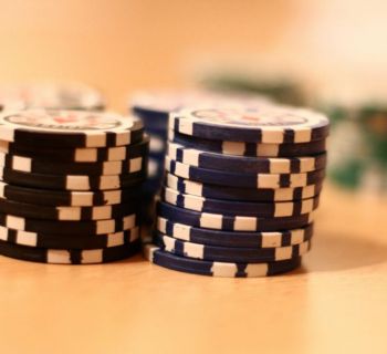 Жителей Кипра попросили не увлекаться азартными играми во время Пасхи 