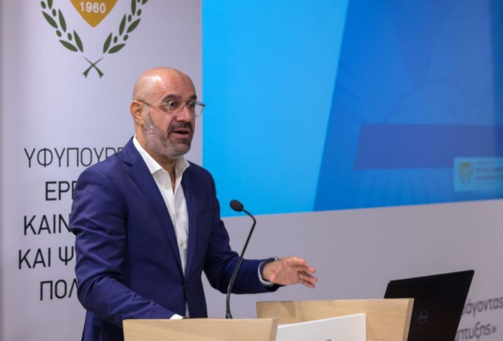 Глава министерства инноваций Кипра: преимущества искусственного интеллекта больше, чем его потенциальные недостатки 