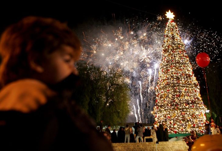 Когда зажгутся главные рождественские елки в Пафосе, Никосии и Лимассоле?