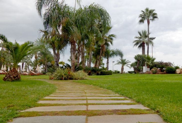 Пятница, 13-е: Кипр ждут 24 часа дождей с грозами