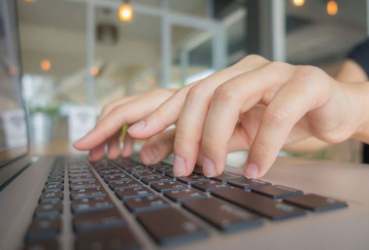 Жителей Первольи попросили оплатить муниципальные налоги. По 5000, а то и 6000 евро 