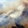 Из-за сильного пожара эвакуируют жителей деревни Фармакас в горах Троодоса
