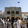 Каковы расходы президентского дворца на Кипре? 762 евро в сутки только на электричество 