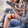 Парламент Кипра отложил до осени голосование по поводу запрета мобильных телефонов в школах