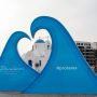 Рядом с мариной Паралимни появилось инстаграмное место. Это две волны с видом на море или купол белоснежной церкви